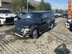 Czarny (metalik) Używany 2018 Mitsubishi Pajero SUV | 29 900 zł