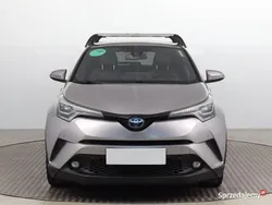 Szary Używany 2018 Toyota C-HR SUV | 75 999 zł (Uczciwa cena)