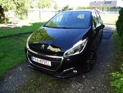 Czarny Używany 2017 Peugeot 208 GT-line Hatchback | 34 900 zł (Uczciwa cena)