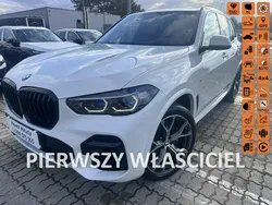 Biały (metalik) Używany 2022 BMW X5 SUV | 213 900 zł (Dość drogi)