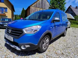 Niebieski (metalik, perła) Używany 2015 Dacia Dokker Stepway Van | 30 600 zł (Dobra cena)