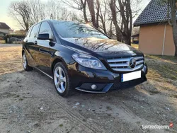 Czarny Używany 2014 Mercedes B250 AMG Minivan | 49 500 zł
