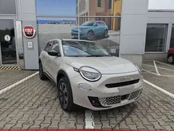 Lakier metalizowany beżowy sabbia Nowe 2025 Fiat 600 Hatchback | 97 810 zł (Dobra cena)