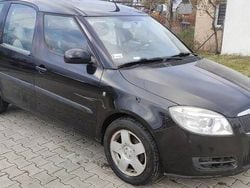Czarny Używany 2007 Skoda Roomster Minivan | 10 999 zł (Dobra cena)