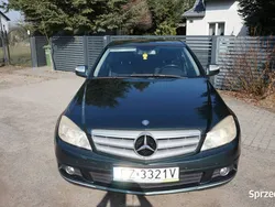 Zielony Używany 2007 Mercedes C220 Sedan/Limuzyna | 25 999 zł (Uczciwa cena)
