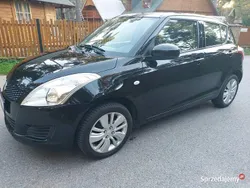 Czarny Używany 2012 Suzuki Swift Hatchback | 23 600 zł