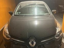 Czarny Używany 2016 Renault Clio IV Hatchback | 28 000 zł (Dobra cena)