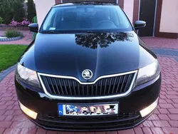 Czarny Używany 2015 Skoda Rapid Sedan/Limuzyna | 17 900 zł