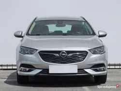 Srebrny Używany 2019 Opel Insignia Kombi | 56 999 zł (Uczciwa cena)