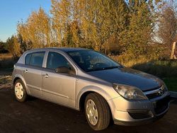 Używany 2006 Opel Astra | 9500 zł (Dość drogi)