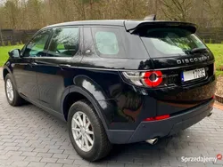 Czarny Używany 2017 Land Rover Discovery Sport SUV | 74 500 zł (Drogi)