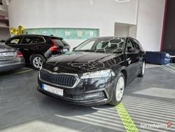 Czarny Używany 2021 Skoda Octavia Style Kombi | 61 499 zł (Uczciwa cena)