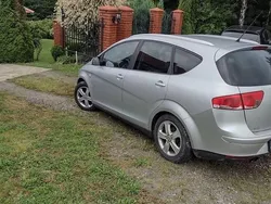 Srebrny Używany 2007 Seat Altea XL Minivan | 10 500 zł (Uczciwa cena)