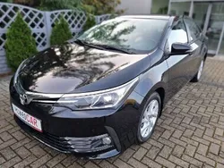 Inny kolor Używany 2018 Toyota Corolla Sedan/Limuzyna | 54 900 zł