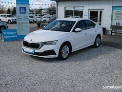 Biały Używany 2021 Skoda Octavia Active Hatchback | 51 900 zł (Dobra cena)