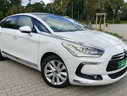 Biały (metalik, perła) Używany 2012 Citroën DS5 Hatchback | 34 900 zł (Uczciwa cena)