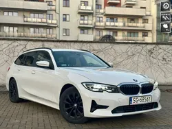 Biały Używany 2021 BMW 318 Sedan/Limuzyna | 87 000 zł (Super Cena)