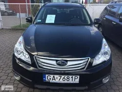Czarny metalik perłowy (metallic) Używany 2010 Subaru Outback Active SUV | 61 999 zł