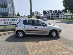 Srebrny (metalik, perła) Używany 2004 Peugeot 206 Hatchback | 4900 zł (Uczciwa cena)