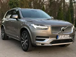 Szary Używany 2021 Volvo XC90 SUV | 189 500 zł (Uczciwa cena)