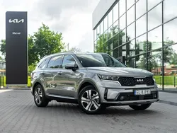 Srebrny (metalik) Używany 2023 Kia Sorento 2 SUV | 224 900 zł (Drogi)