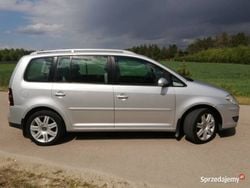 Srebrny Używany 2007 VW Touran Minivan | 13 500 zł (Uczciwa cena)