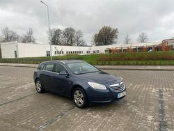 Niebieski (metalik) Używany 2009 Opel Insignia Kombi | 6900 zł (Uczciwa cena)