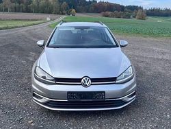 Srebrny Używany 2017 VW Golf VII Kombi | 30 000 zł (Dobra cena)