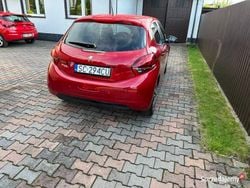 Używany 2018 Peugeot 208 Hatchback | 40 000 zł (Dość drogi)