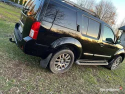 Czarny Używany 2011 Nissan Pathfinder SUV | 62 000 zł