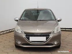 Szary Używany 2013 Peugeot 208 Hatchback | 23 999 zł (Uczciwa cena)