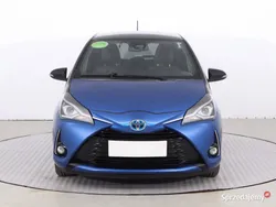 Niebieski Używany 2017 Toyota Yaris Hybrid Hatchback | 57 999 zł (Uczciwa cena)