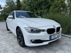 Biały (metalik) Używany 2014 BMW 218 Kombi | 39 999 zł