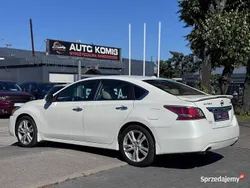 Używany 2014 Nissan Altima Sedan/Limuzyna | 27 900 zł