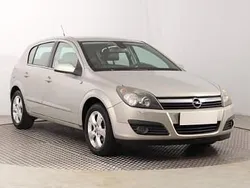 Beżowy Używany 2006 Opel Astra Hatchback | 8999 zł (Uczciwa cena)