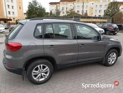 Szary Używany 2017 VW Tiguan S SUV | 58 500 zł (Super Cena)