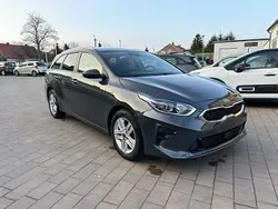 Czarny Używany 2021 Kia Ceed Kombi | 49 900 zł (Uczciwa cena)