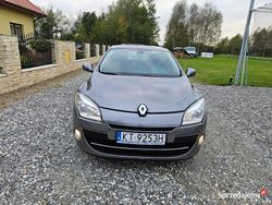 Szary Używany 2009 Renault Mégane III Hatchback | 15 900 zł (Uczciwa cena)