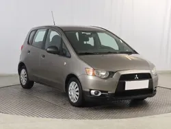 Beżowy Używany 2010 Mitsubishi Colt Hatchback | 11 999 zł (Uczciwa cena)
