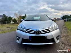 Srebrny Używany 2016 Toyota Corolla Sedan/Limuzyna | 57 900 zł (Dość drogi)