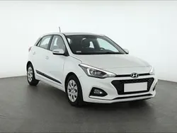 Biały Używany 2018 Hyundai i20 Hatchback | 41 999 zł (Dobra cena)