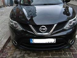 Czarny Używany 2016 Nissan Qashqai SUV | 39 000 zł (Uczciwa cena)