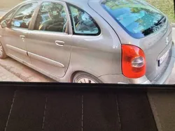 Beżowy Używany 2010 Citroën Xsara Picasso Minivan | 8000 zł (Drogi)