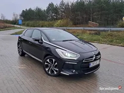 Czarny Używany 2014 Citroën DS5 Hatchback | 40 000 zł (Dość drogi)