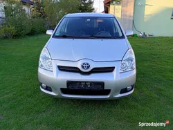 Srebrny Używany 2009 Toyota Corolla Verso Minivan | 17 500 zł (Uczciwa cena)