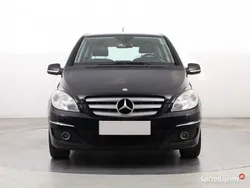 Czarny Używany 2009 Mercedes B170 Minivan | 14 999 zł (Uczciwa cena)