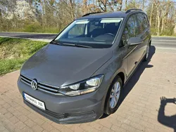 Szary Używany 2017 VW Touran Minivan | 63 900 zł (Uczciwa cena)