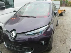 Fioletowy Używany 2018 Renault Zoe Hatchback | 13 900 zł