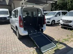 Biały Używany 2021 Opel Combo Life Kombi | 133 000 zł