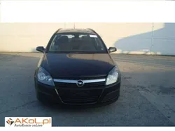 Czarny Używany 2005 Opel Astra Sedan/Limuzyna | 29 761 zł